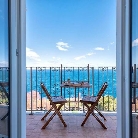 “Cielo E Mare”, Casetta Nel Cuore Del Borgo Antico / “Sky & Sea”, Charming In The Heart Of Old Village Castelsardo Exterior photo